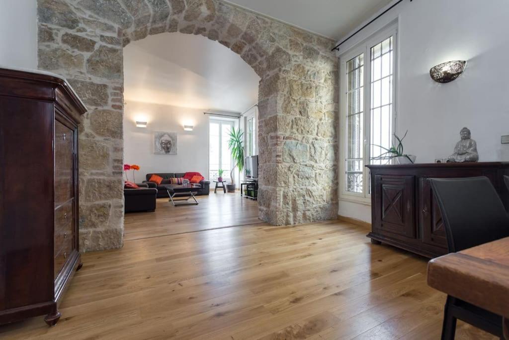 Etats Unis 892 - Spacious Flat On Sea Front W/ac Nizza