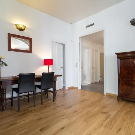 Etats Unis 892 - Spacious Flat On Sea Front W/Ac Nice Exterior photo