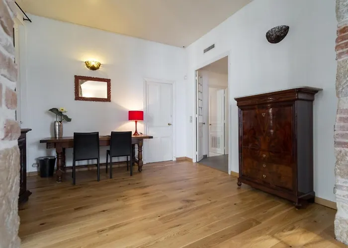 Etats Unis 892 - Spacious Flat On Sea Front Wac