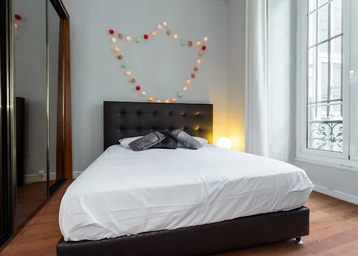 Etats Unis 892 - Spacious Flat On Sea Front Wac